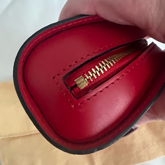 Louis Vuitton Red Clutch - Picture 8 of 16